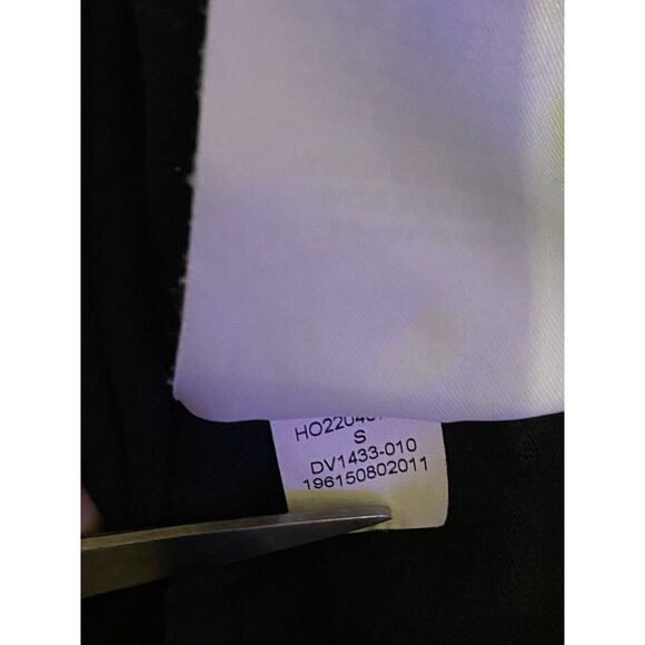 JORDAN Holiday Plaid Black T-Shirt‎ Nike Sz Small DV1433-010 - Picture 7 of 7